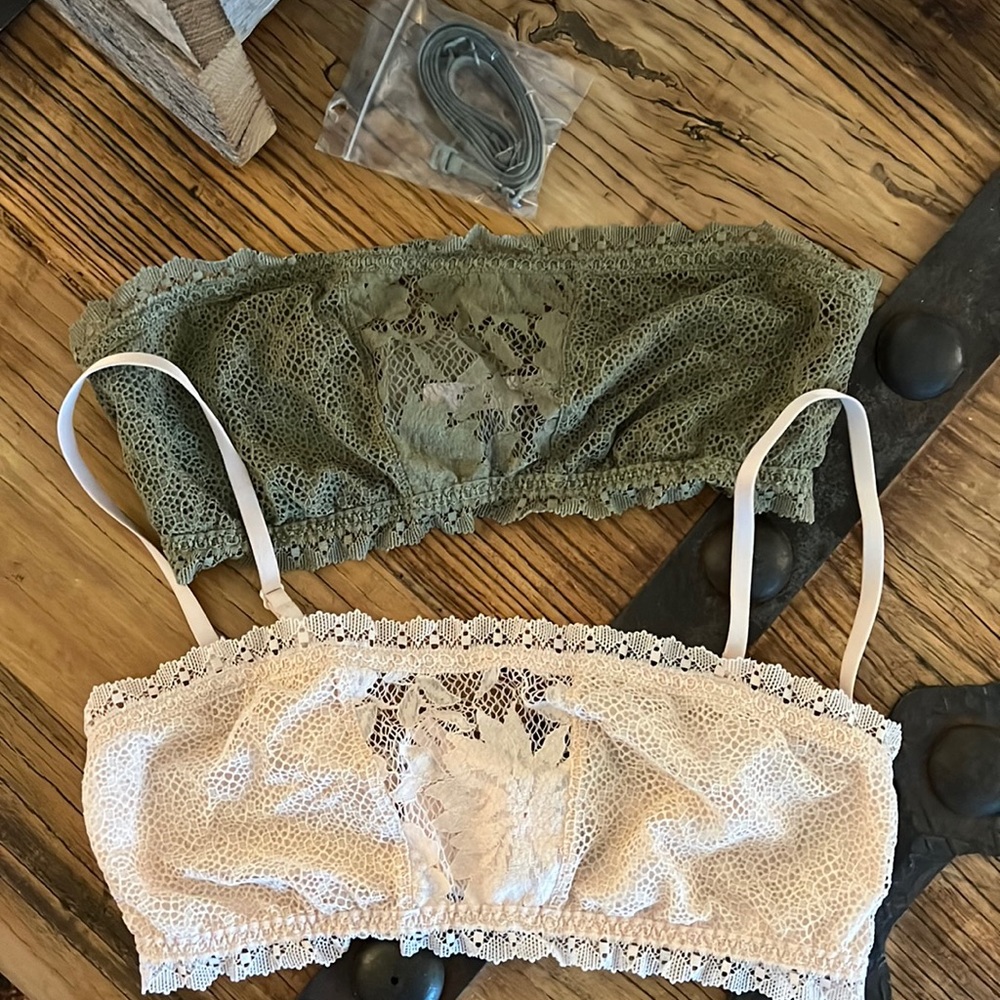 NWOT VS Bralettes